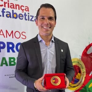 Rondonópolis Brilha: Município Conquista Selo Ouro do MEC pela Excelência na Alfabetização Infantil