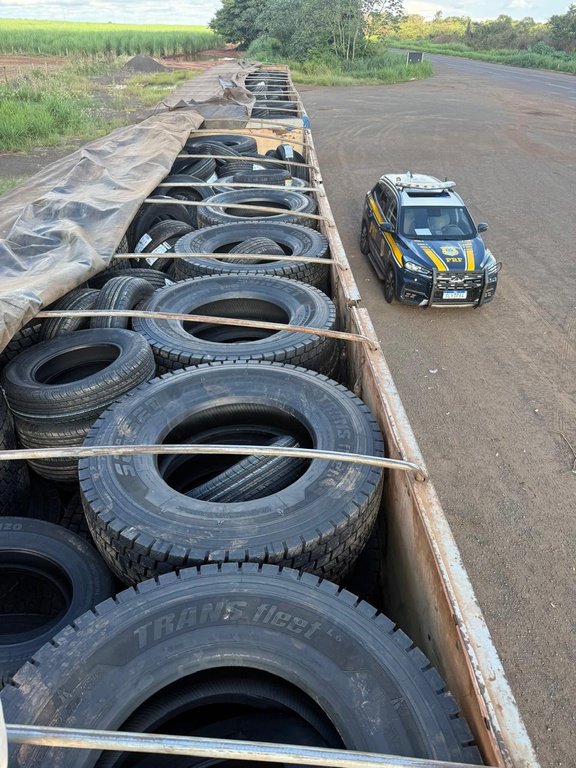 PRF intercepta caminhão com 240 pneus estrangeiros em Nova Alvorada do Sul (MS); carga ilegal tinha Rondonópolis (MT) como destino