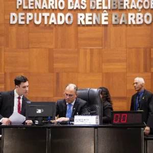 Mato Grosso: Projeto de Lei de Fabinho Propõe Selo para Valorizar Garis e Catadores