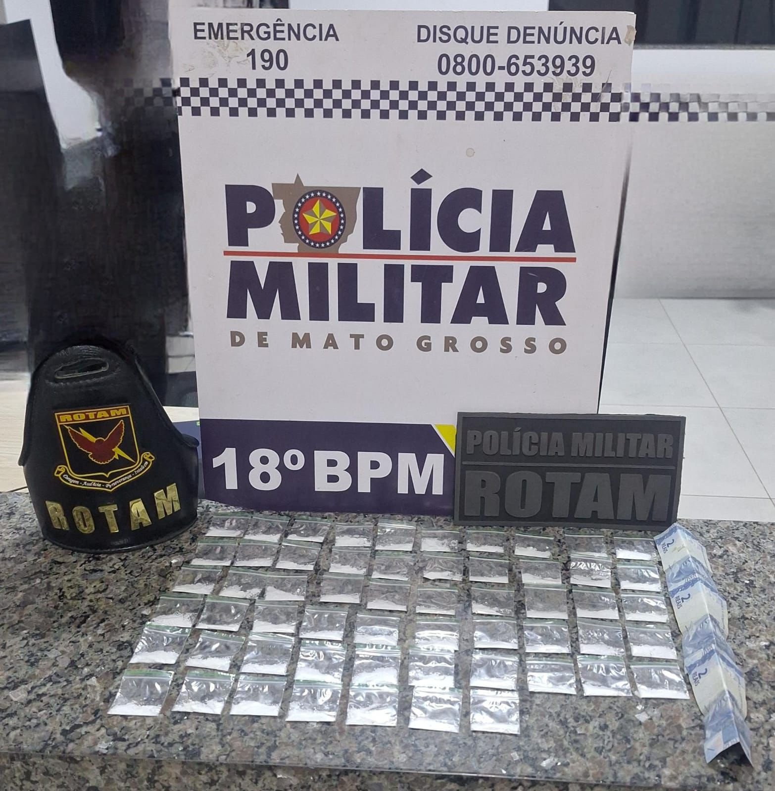 Polícia militar apreende 57 porções de cocaína e prende homem em Pontes e Lacerda