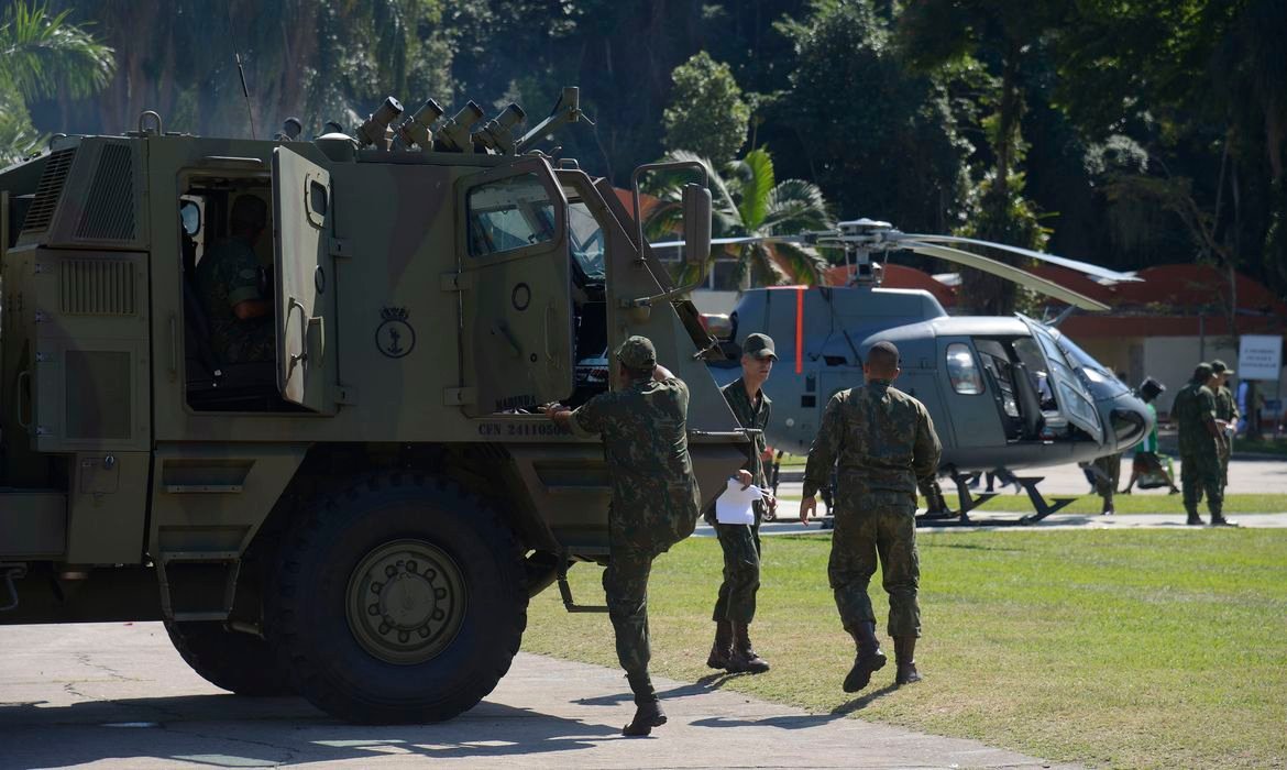 tunidades são para o Rio de Janeiro, Brasília, Belém, Manaus, Natal, Salvador e