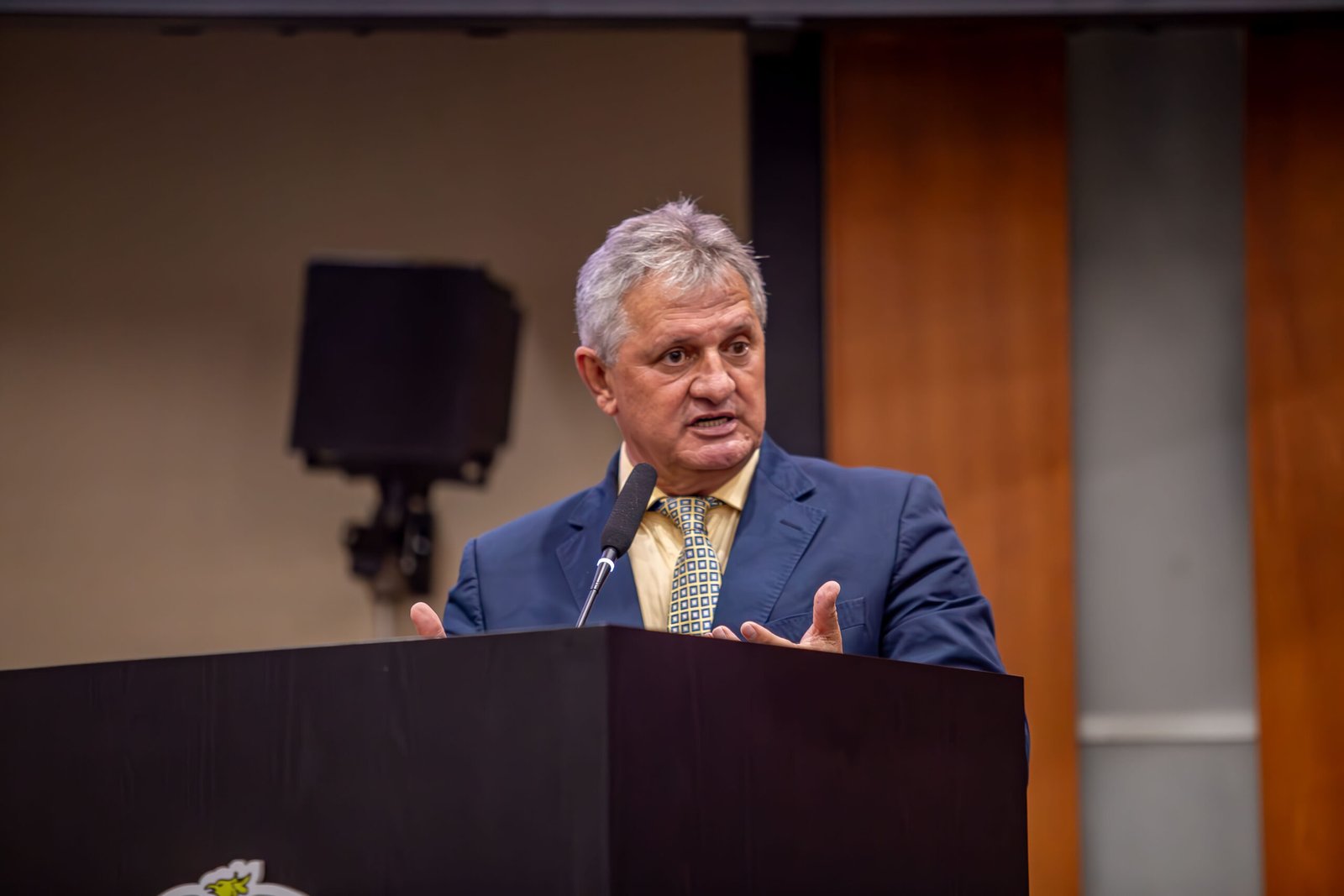 Deputado Dilmar Dal Bosco durante Sessão Ordinária no Plenário das Deliberações Rene Barbour