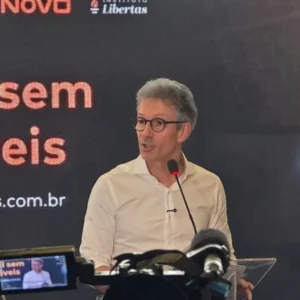 Romeu Zema apresenta propostas para reformar o STF e nega ser vice na corrida presidencial