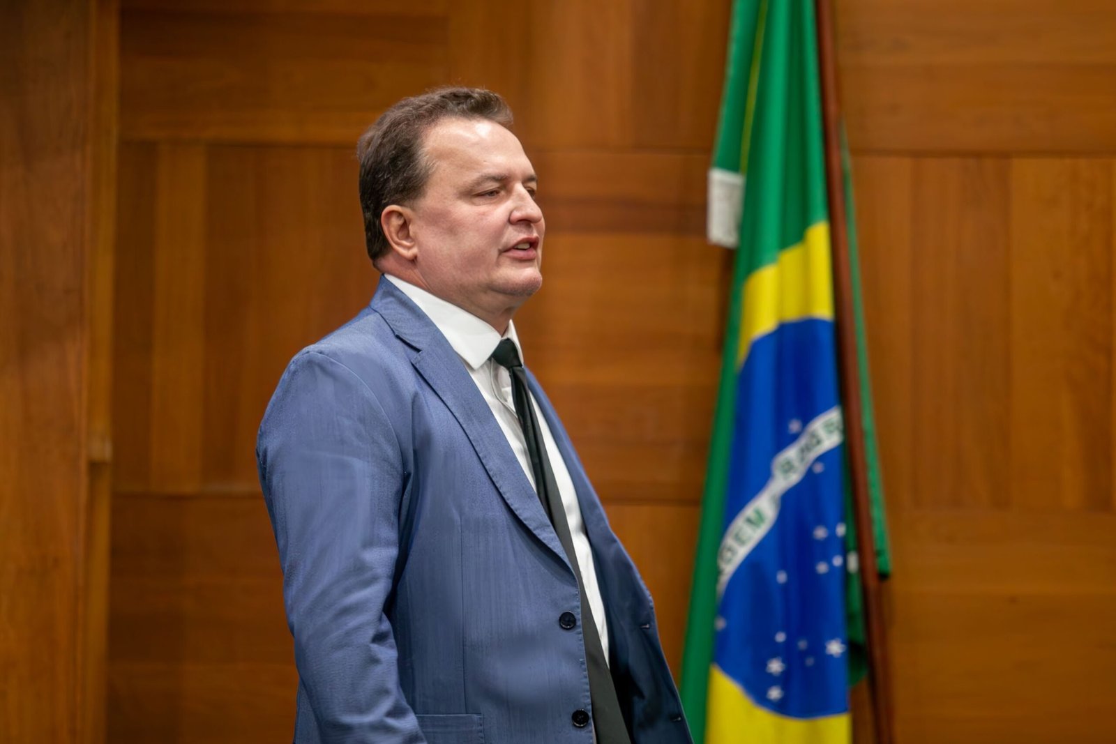 A importância das Diretas Já e o legado DE Dante Martins DE Oliveira