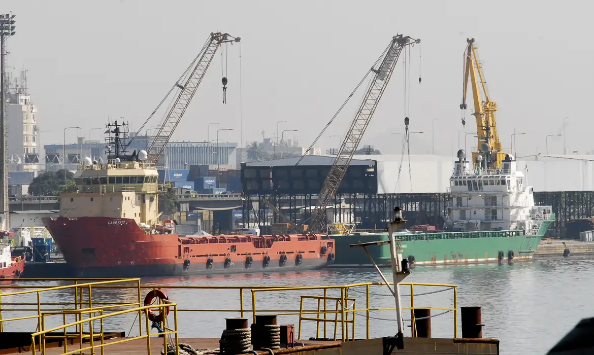 Operação Mare Liberum: PF e Receita Federal desmantelam esquema de corrupção de R$ 86 bilhões no Porto do Rio