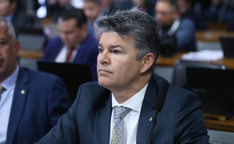 Câmara aprova projeto de Medeiros que prevê confisco de bens em crimes contra crianças