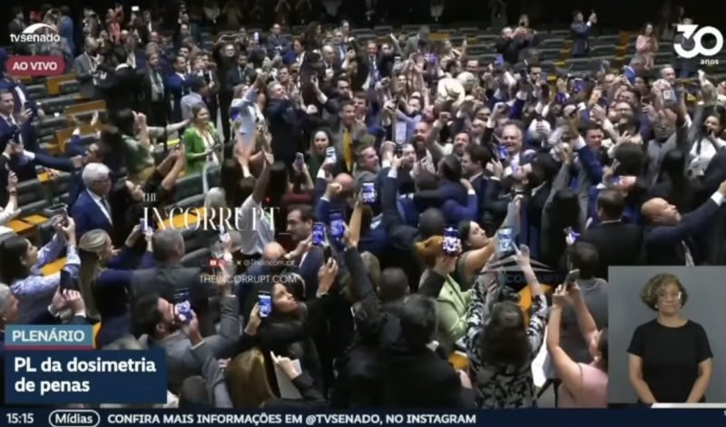 Congresso derruba veto de Lula ao PL da dosimetria e projeto segue para promulgação