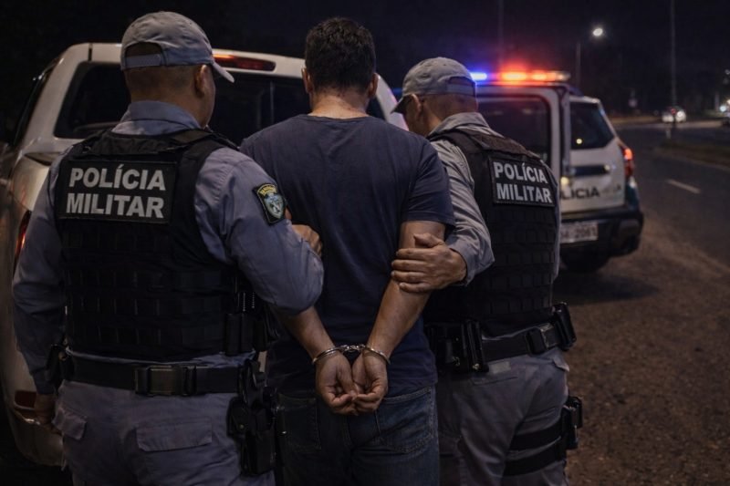 Homem é detido após ameaçar companheira e forçá-la a banho em Rondonópolis