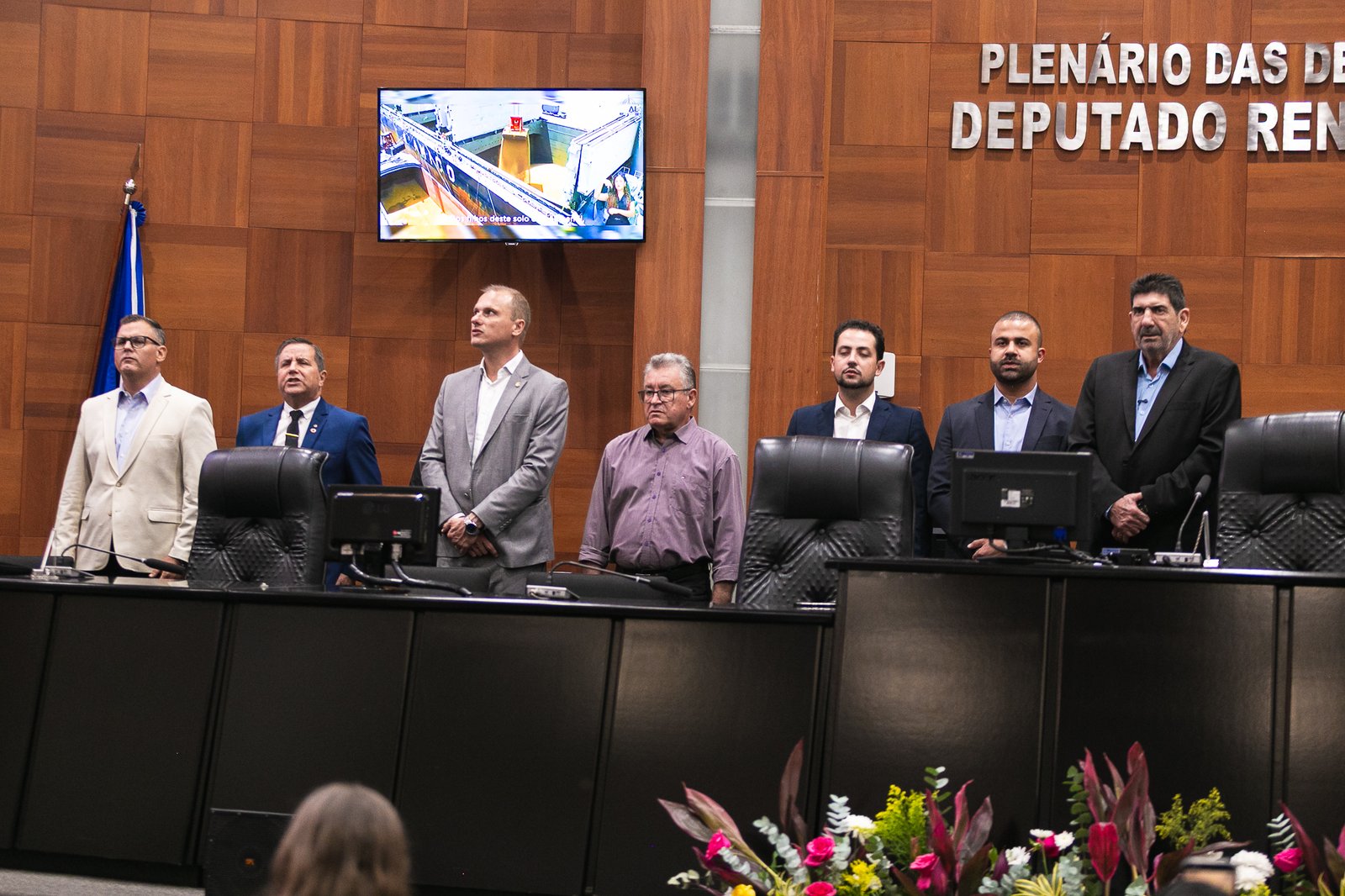 Assembleia Legislativa DE Mato Grosso homenageia personalidades que contribuíram para o desenvolvimento do estado