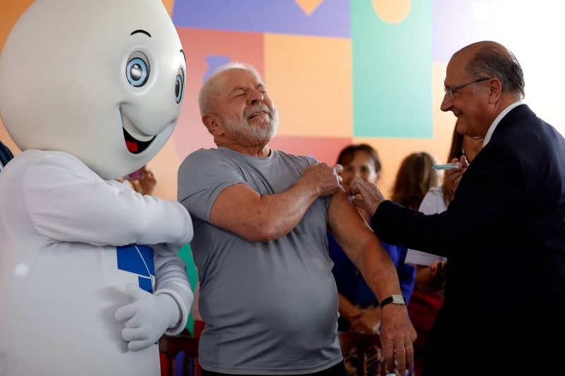 Rondonópolis e outras cidades enfrentam falta de vacina contra meningite B após decisão do governo Lula