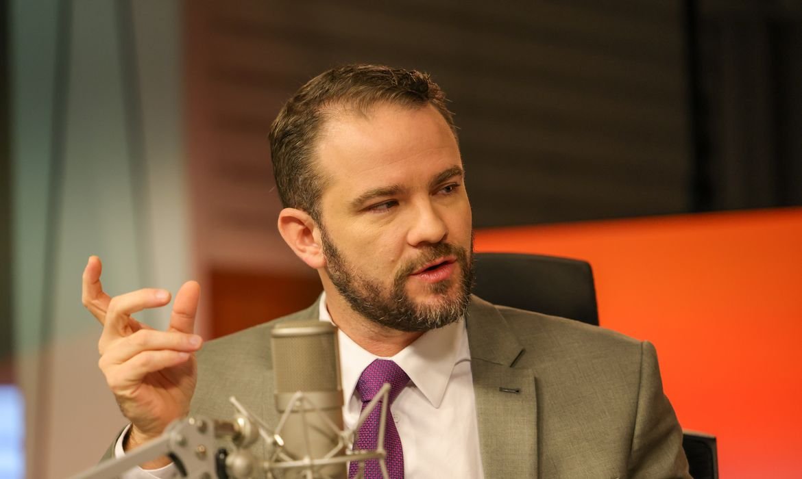 Ministro da Fazenda critica Rondônia por não aceitar redução do ICMS sobre combustíveis