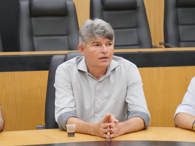 Deputado José Medeiros solicita investigação sobre vazamento de áudios de Flávio Bolsonaro