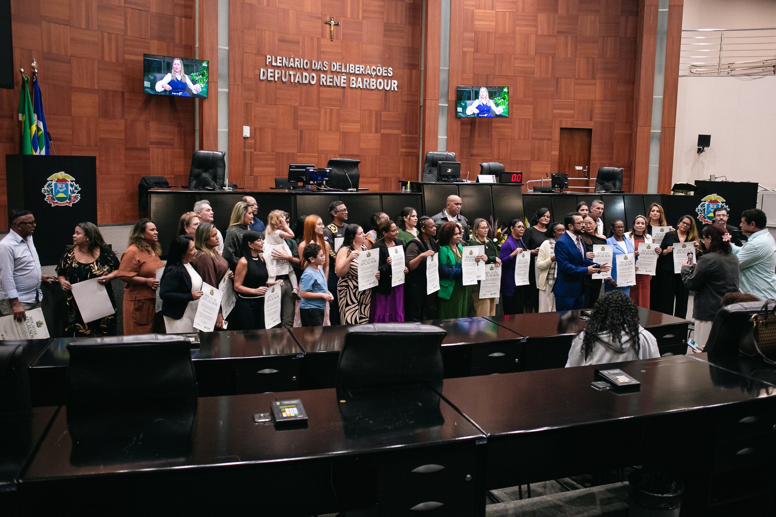 Assembleia Legislativa homenageia enfermeiros em sessão especial