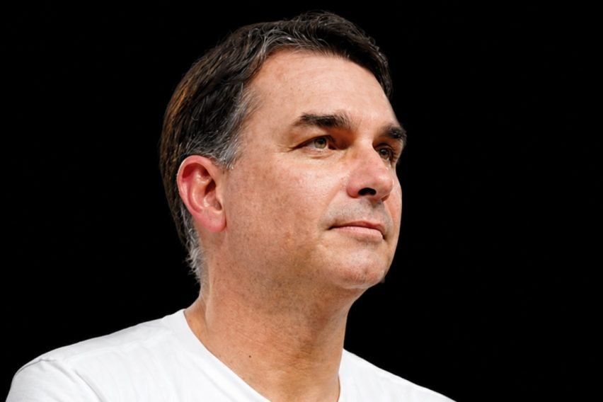 Atlasintel sob suspeita de manipulação ao incluir áudio de Flávio Bolsonaro em pesquisa eleitoral