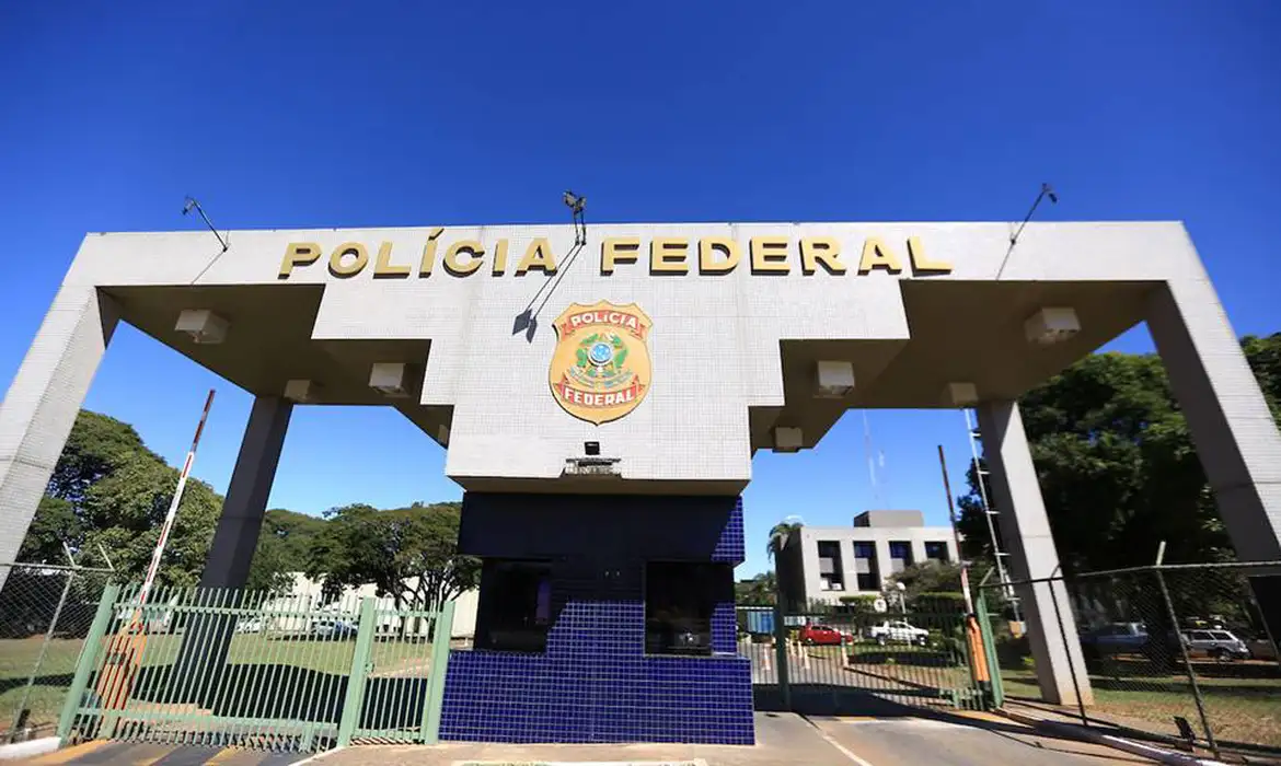 Polícia Federal investiga perito suspeito de vazar informações sobre a Operação Compliance Zero