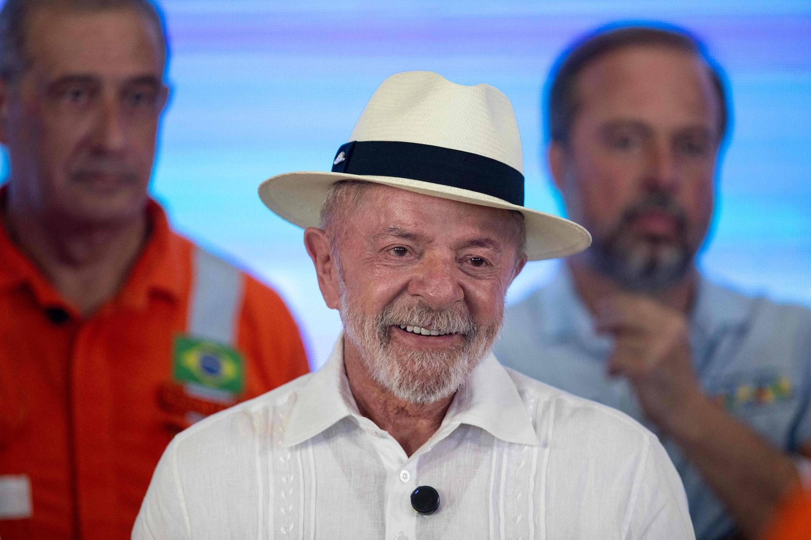 Lula celebra aprovação da PEC que extingue a escala 6x1 como conquista histórica