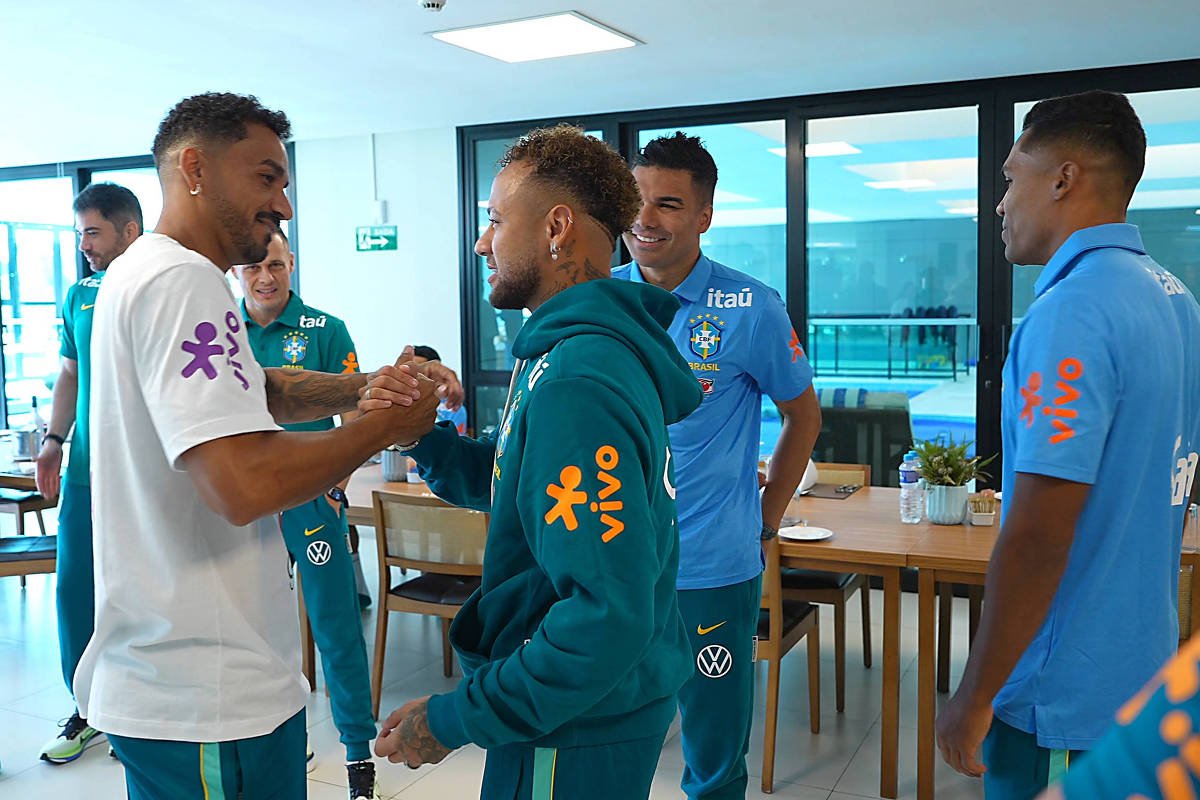 Neymar pode levar até seis semanas para retornar aos gramados, afirma especialista
