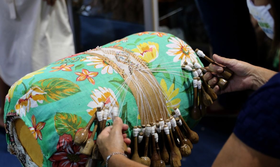Dia 19 de março é oficializado como Dia Nacional da Artesã e do Artesão