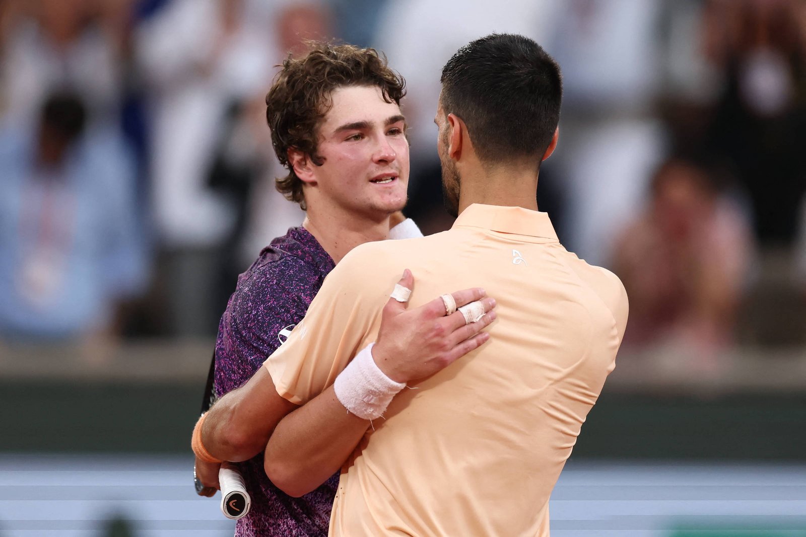 Djokovic elogia Fonseca e prevê futuro promissor para o brasileiro no tênis