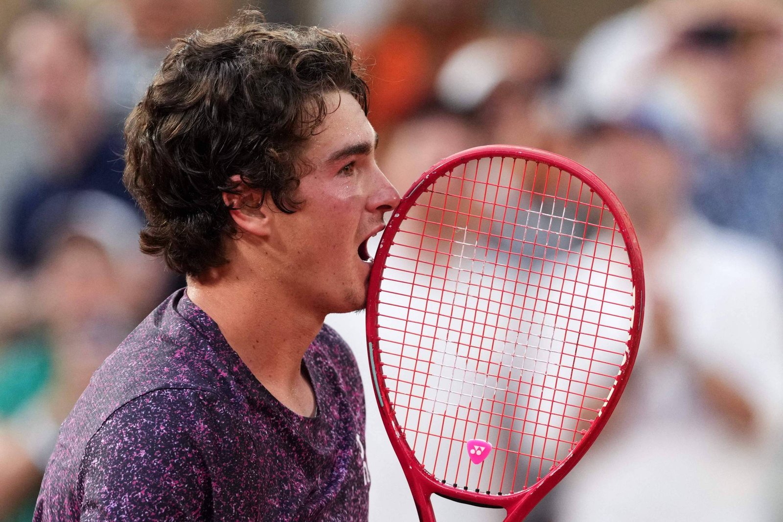 João Fonseca brilha em Roland Garros e inspira novas gerações
