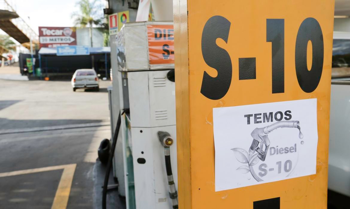 Petrobras anuncia ajuste no preço do diesel para R$ 1,12 por litro