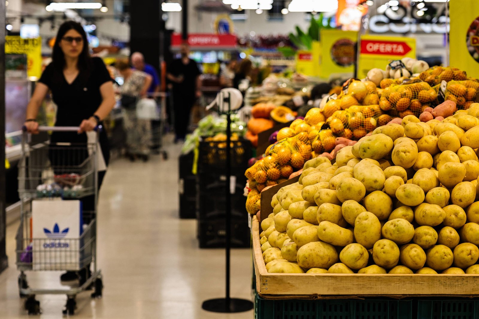 Guerra e El Niño elevam projeções de inflação de alimentos para 7%