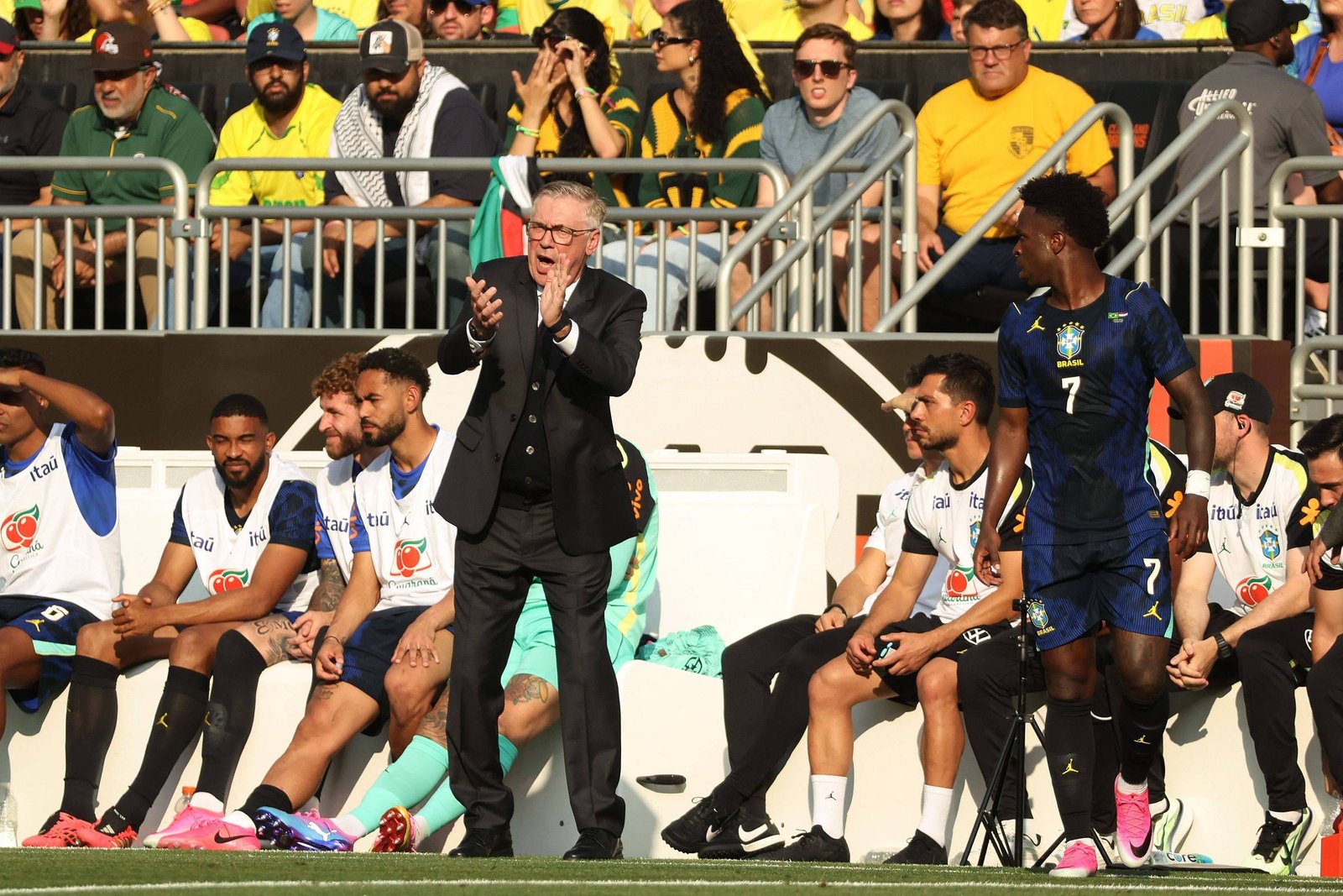 Ancelotti confirma time ideal para a estreia do Brasil na Copa do Mundo