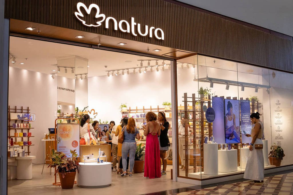 Natura e governo firmam parceria para capacitar 3 milhões de brasileiros