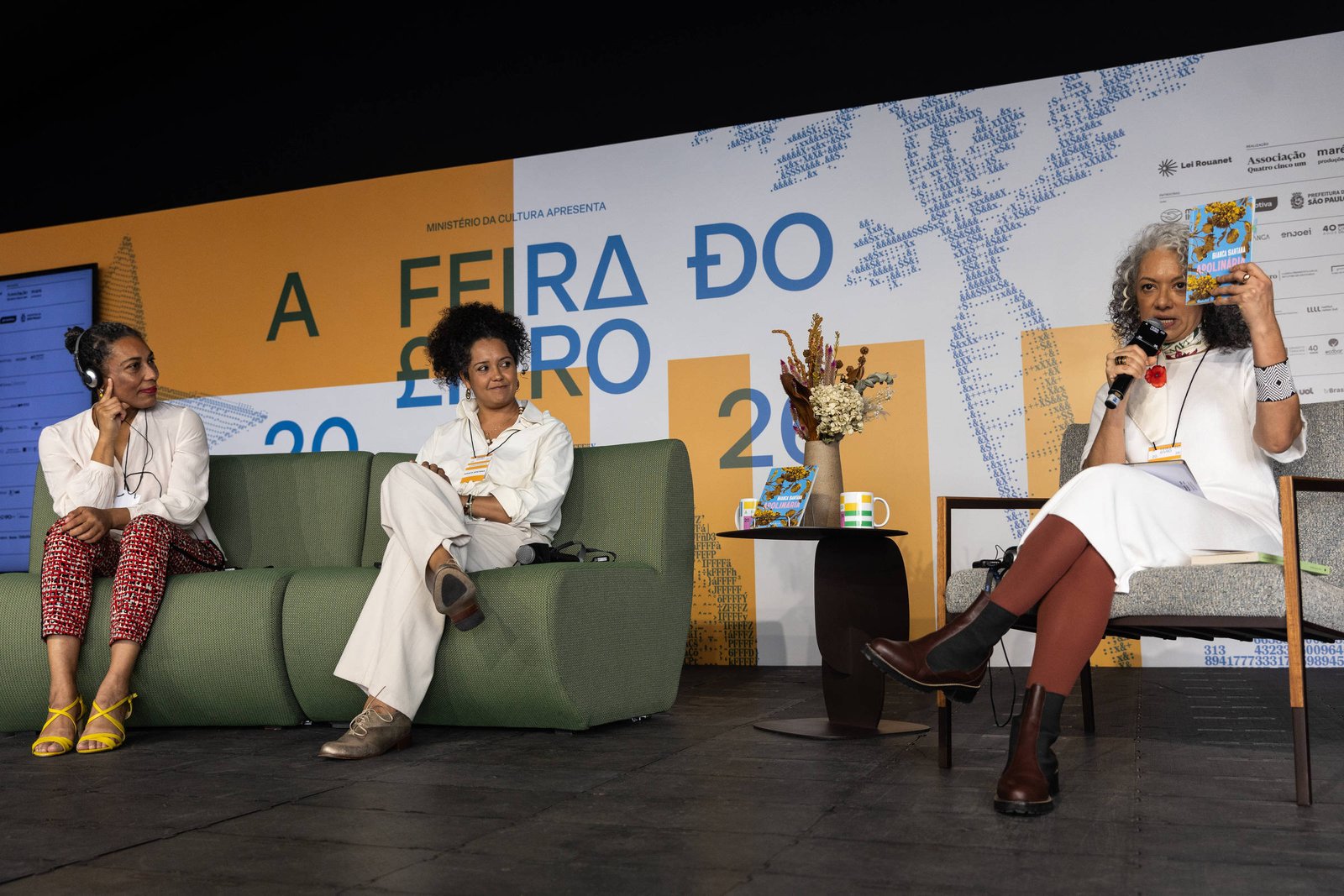 Romance revela racismo e as ilusões do republicanismo francês