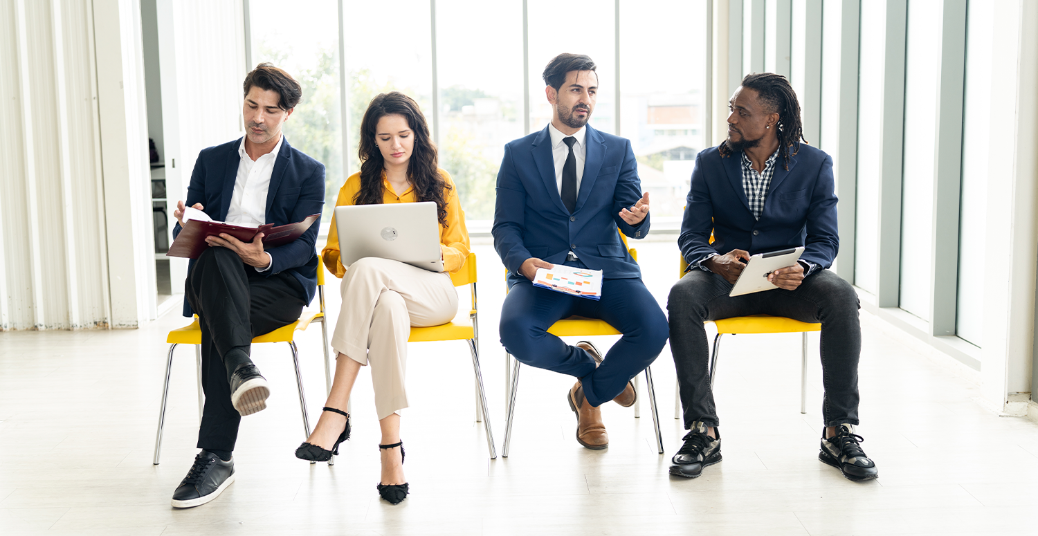 Escassez de profissionais qualificados impacta empresas em diversos setores