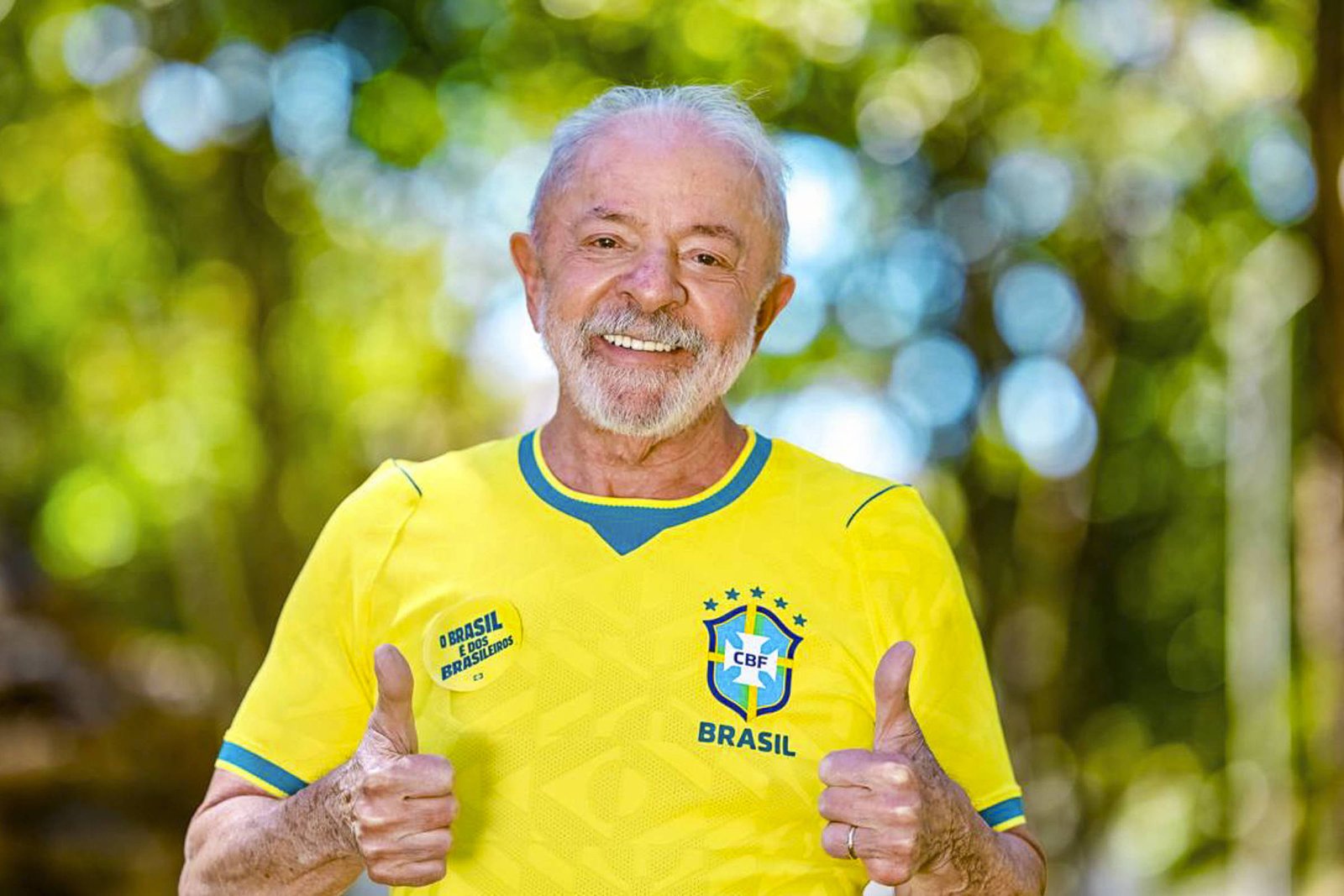 Lula convoca seleção brasileira a jogar com garra e alma antes da estreia na Copa do Mundo