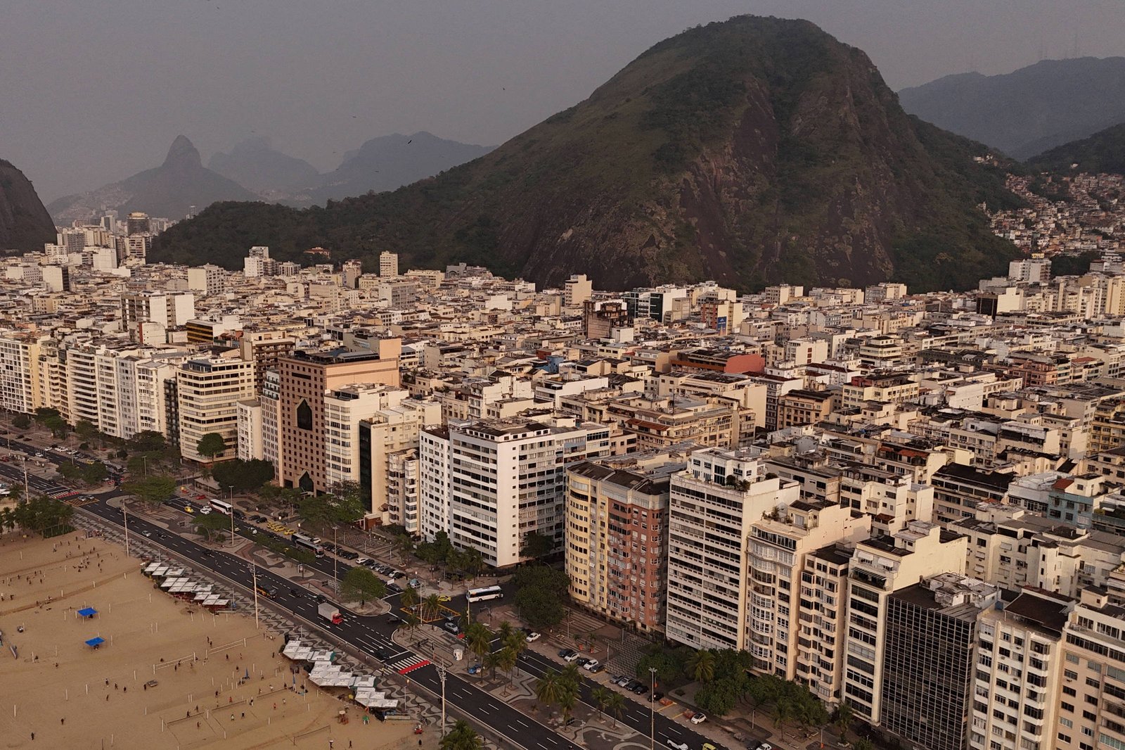 Crescimento de aluguéis de curta duração transforma mercado de serviços no Rio