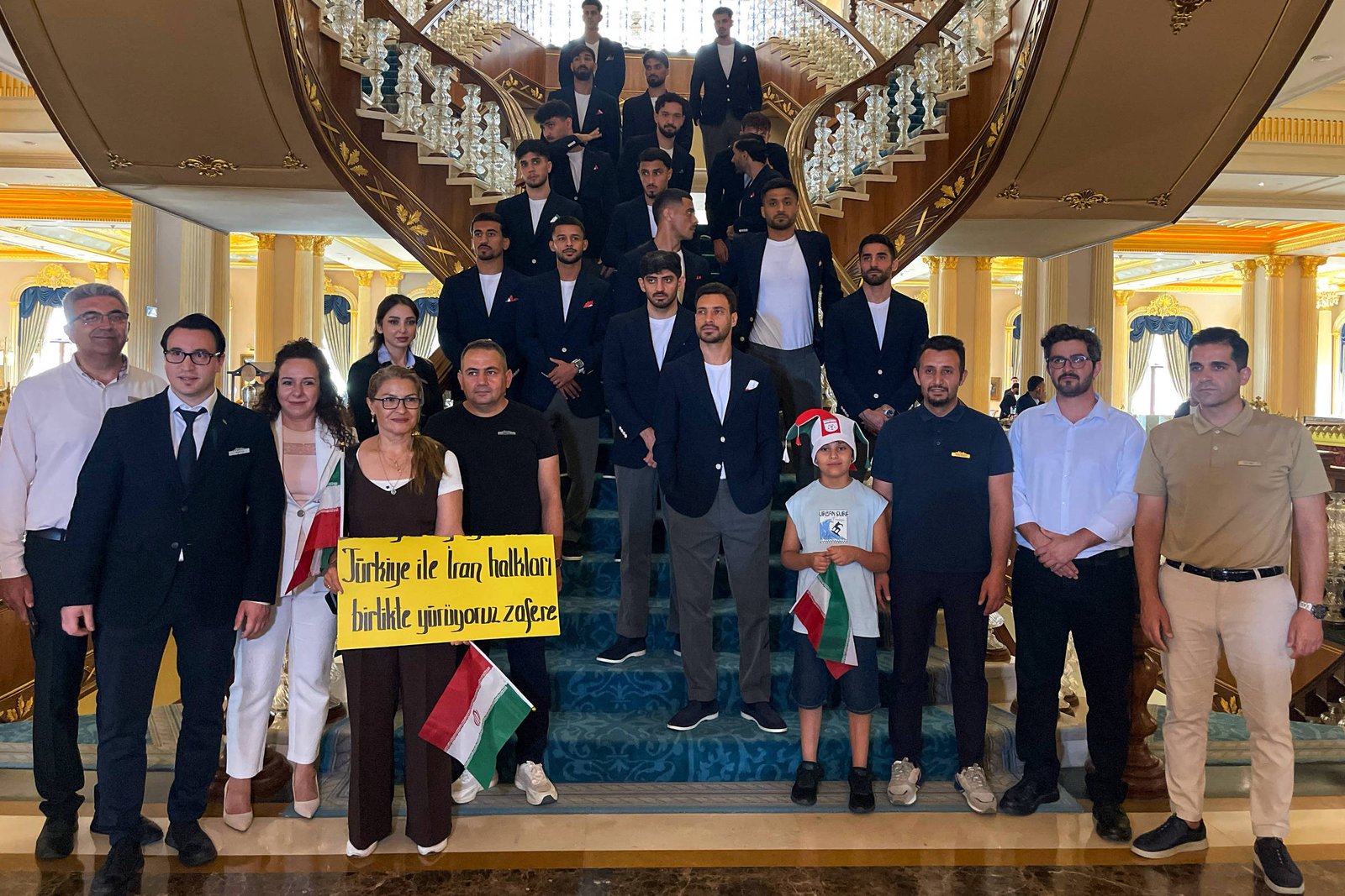 Jogadores iranianos terão que entrar e sair dos EUA no mesmo dia das partidas, afirma embaixador
