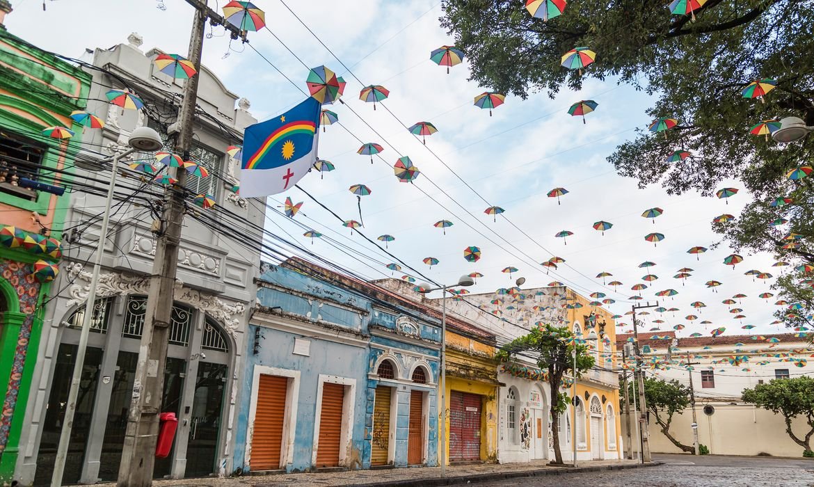 Orquestra Sinfônica do Recife presta homenagem a Petrúcio Amorim com concertos especiais