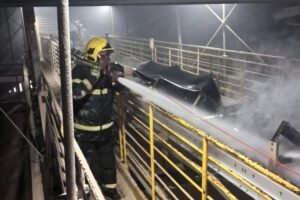 Incêndio em indústria de etanol em Sinop é controlado após intenso combate de cinco horas