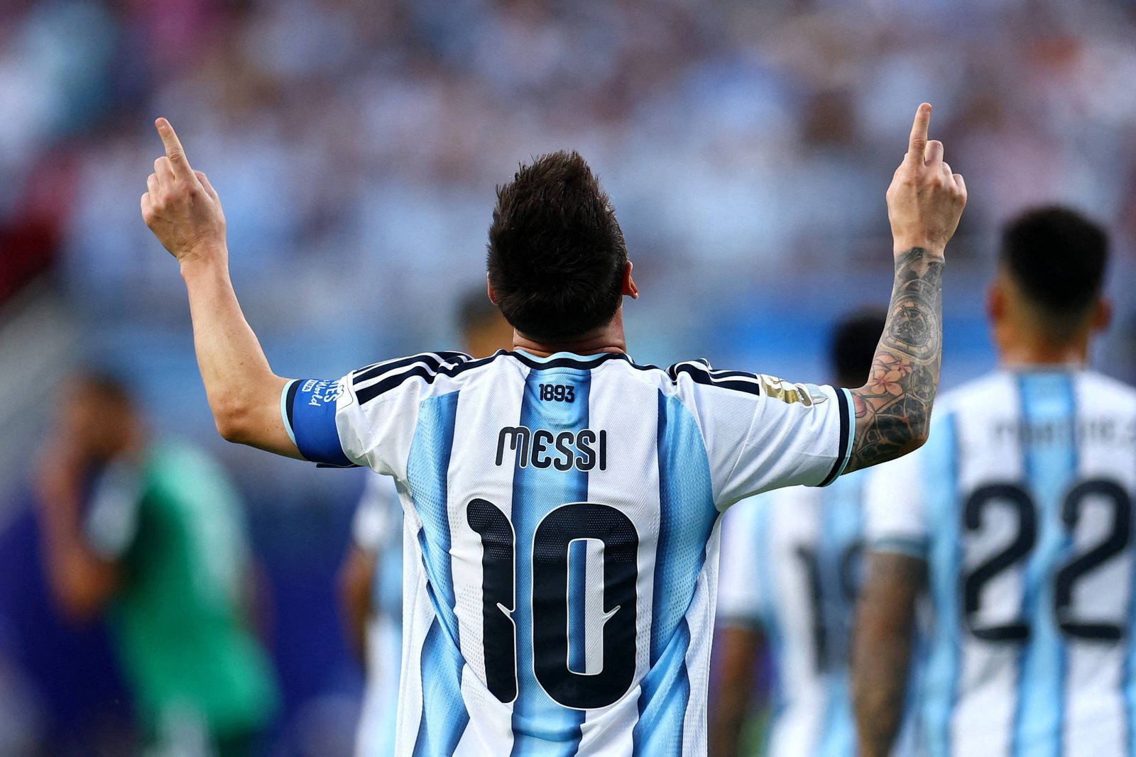 Scaloni elogia Messi após hat-trick na estreia da Copa do Mundo