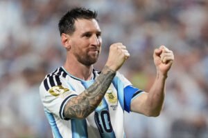 Dia de gols na Copa do Mundo: Messi, Mbappé e Haaland brilham em estreia