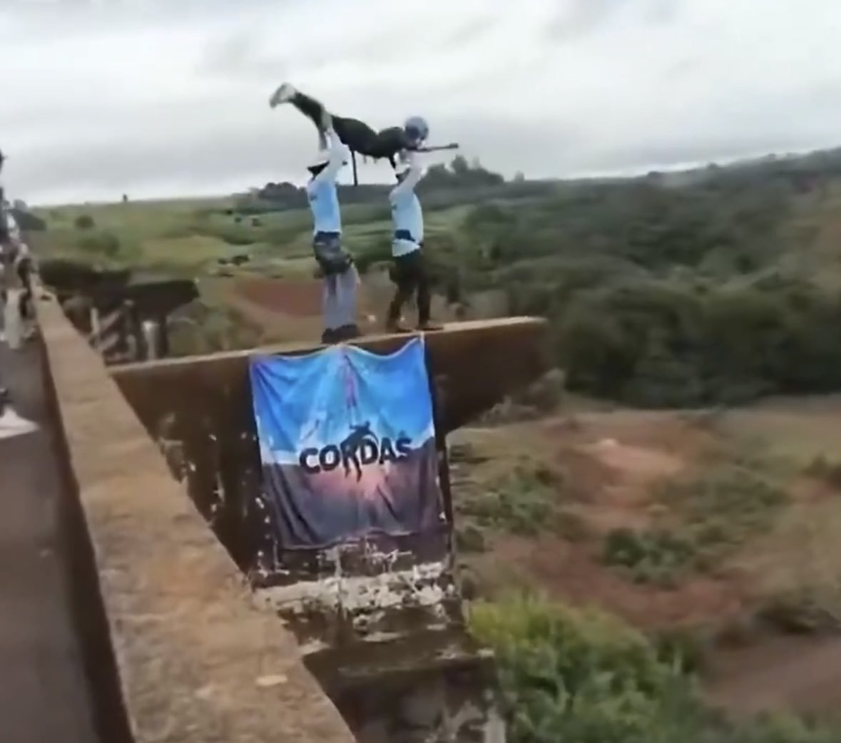 Responsabilidade criminal em debate após morte em salto de rope jump