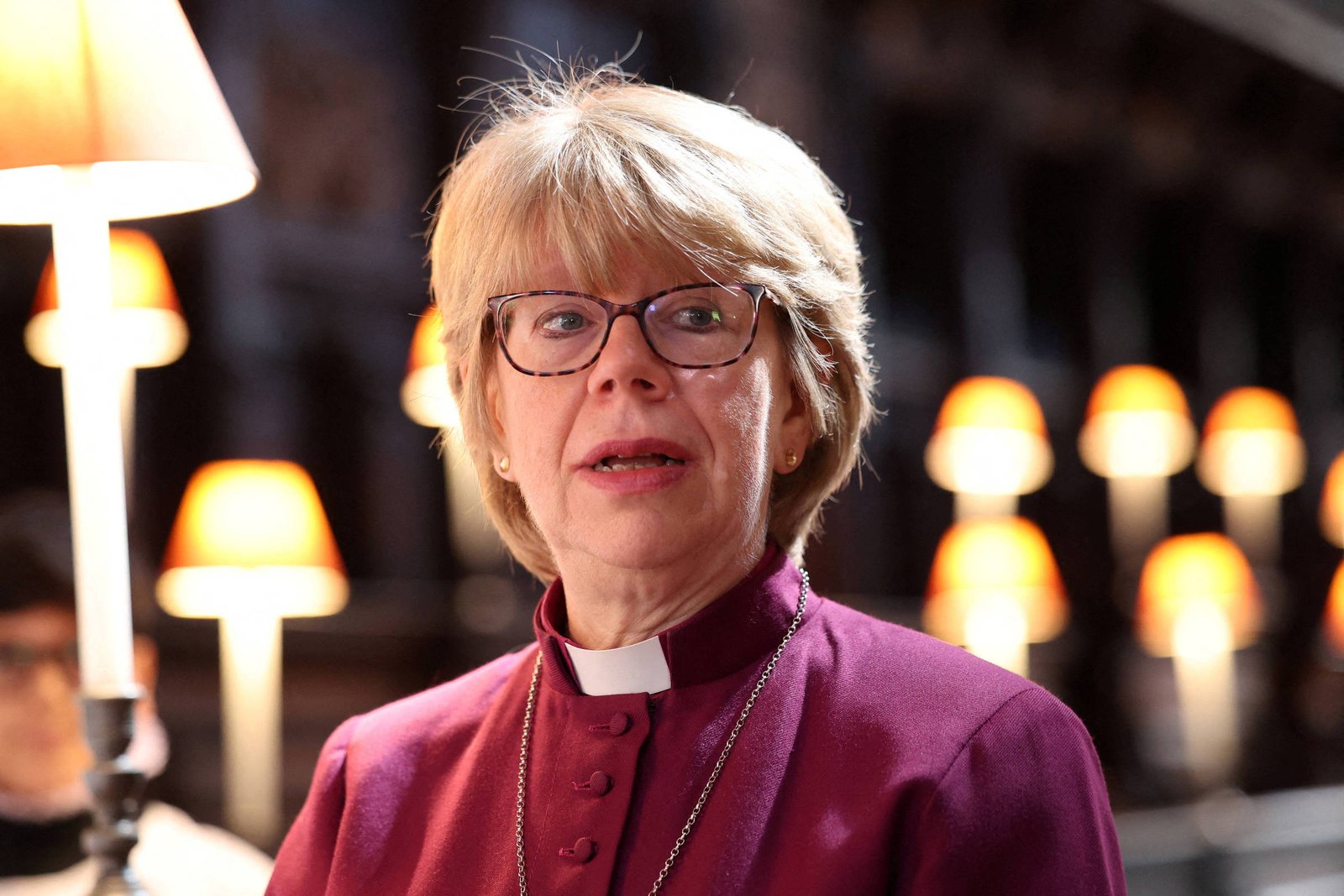 Igreja Anglicana pede perdão por adoções forçadas que separaram 185 mil famílias na Inglaterra