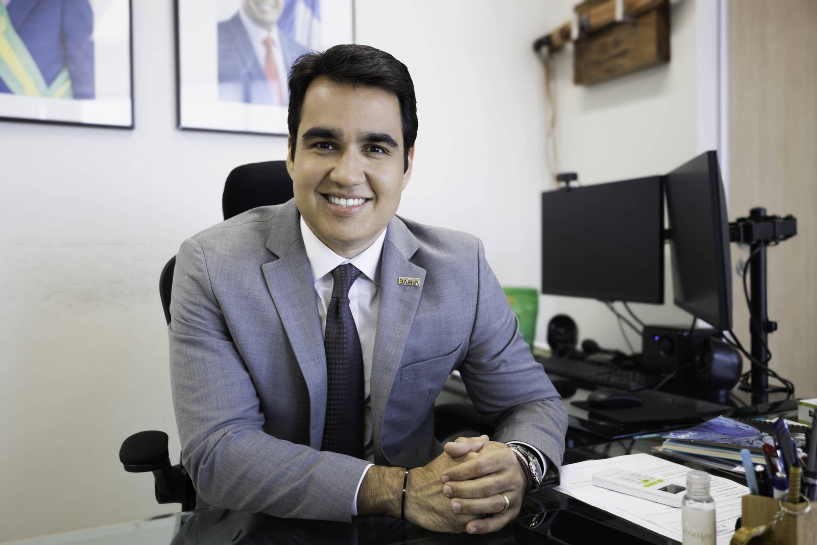 Enteado de Jaques Wagner é investigado por cobranças a banqueiro, revela PF