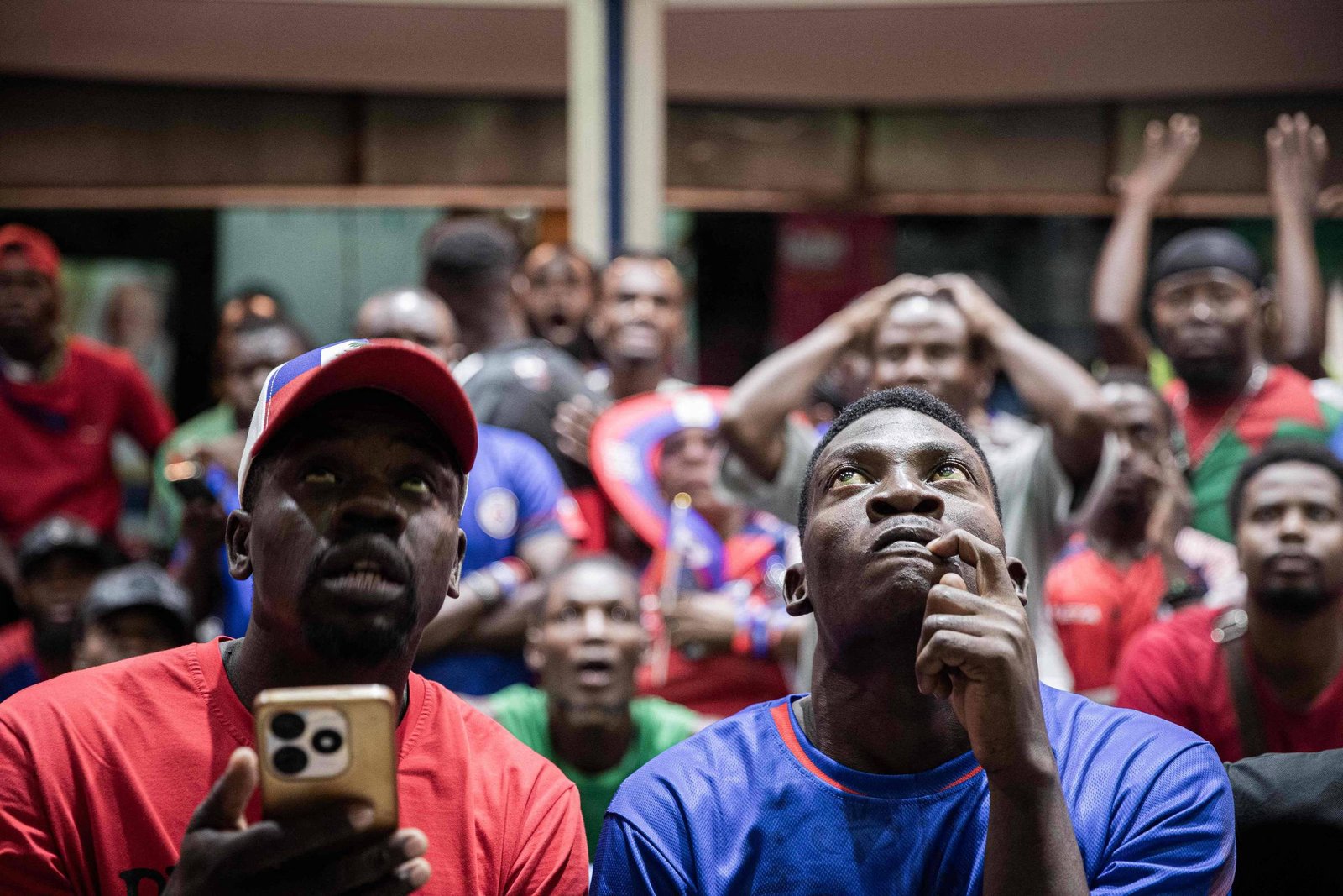 Haitianos veem Copa do Mundo como esperança em meio ao caos