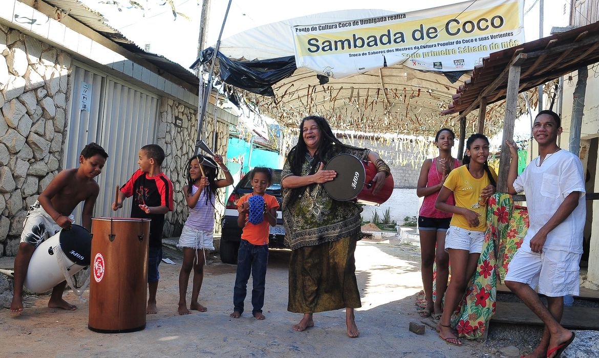 Pernambuco celebra Dia Estadual da Dança do Coco com festival em Afogados da Ingazeira