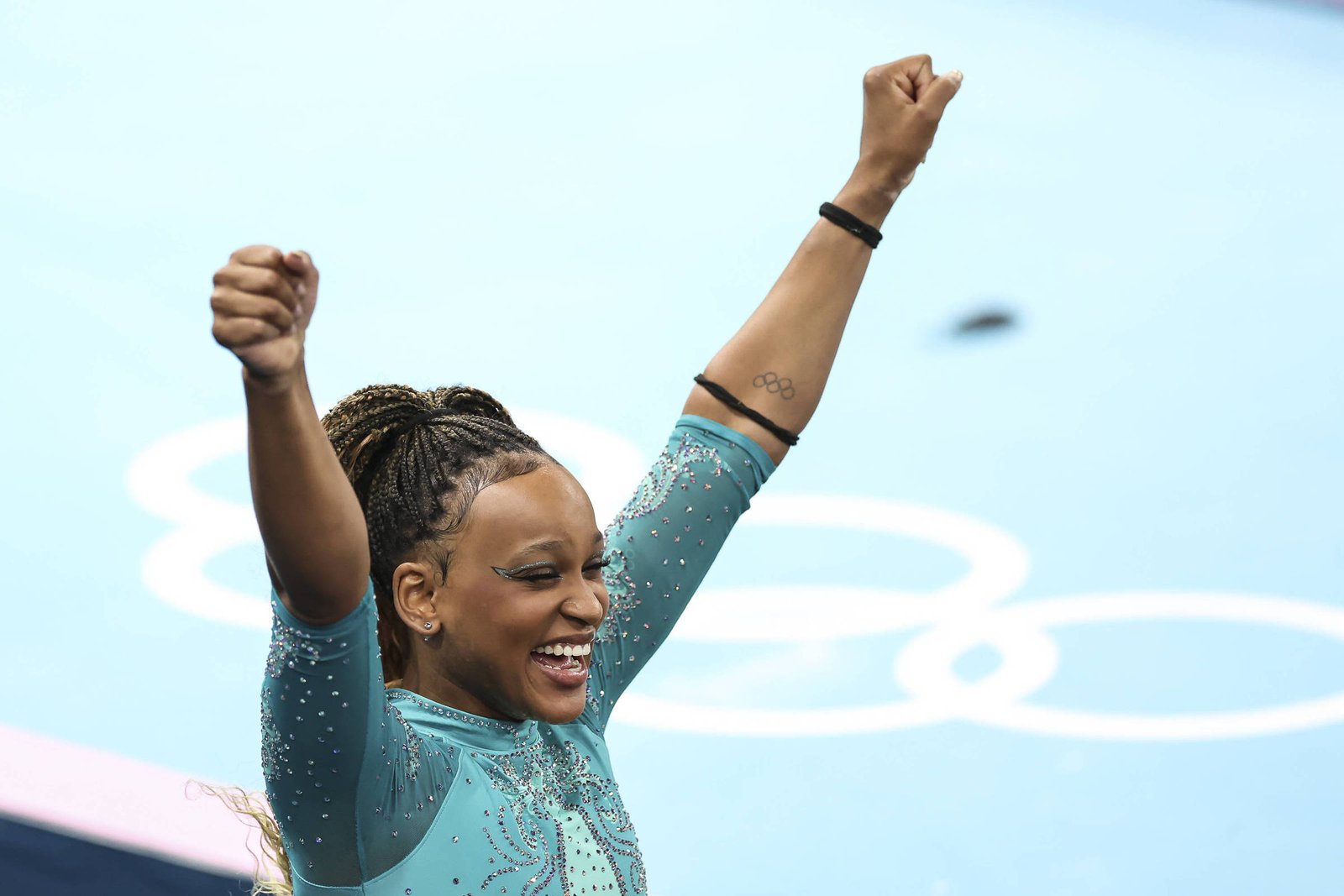 Rebeca Andrade conquista ouro no Pan de ginástica artística após retorno triunfante