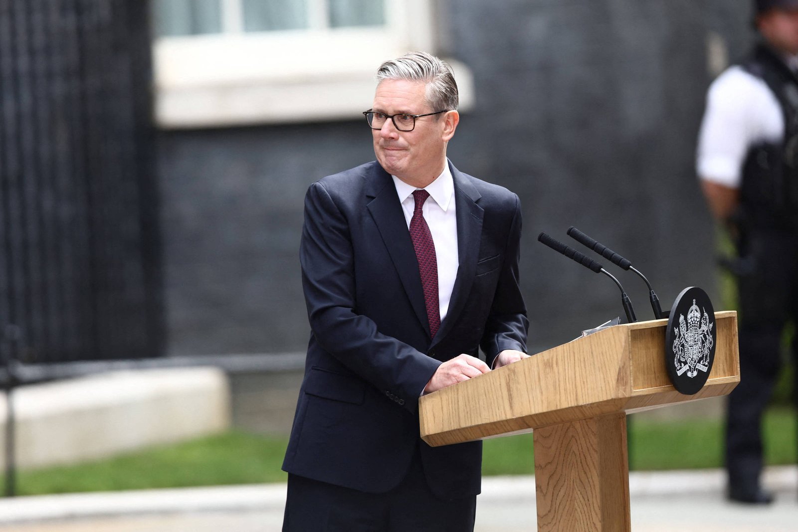 Keir Starmer anuncia renúncia como primeiro-ministro do Reino Unido