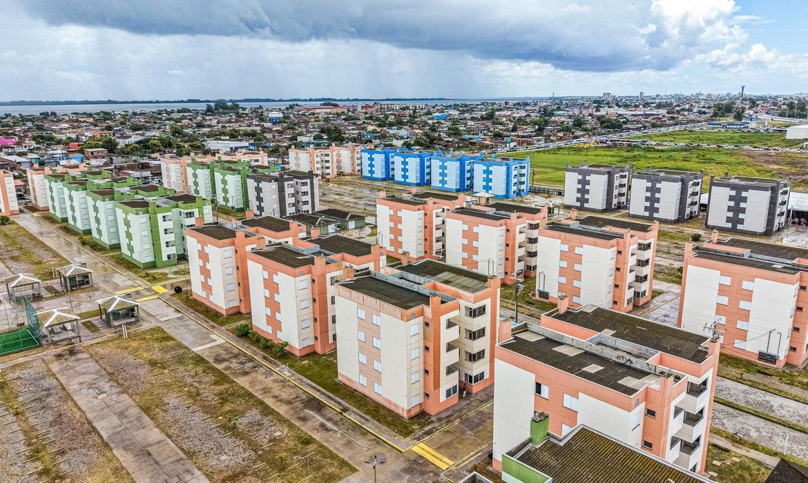 Governo libera R$ 20,5 bilhões para reforçar o Orçamento e ampliar habitação