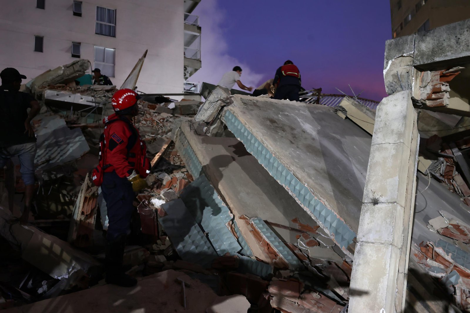 Terremotos de magnitude 7,5 na Venezuela geram tremores no Brasil e na Colômbia
