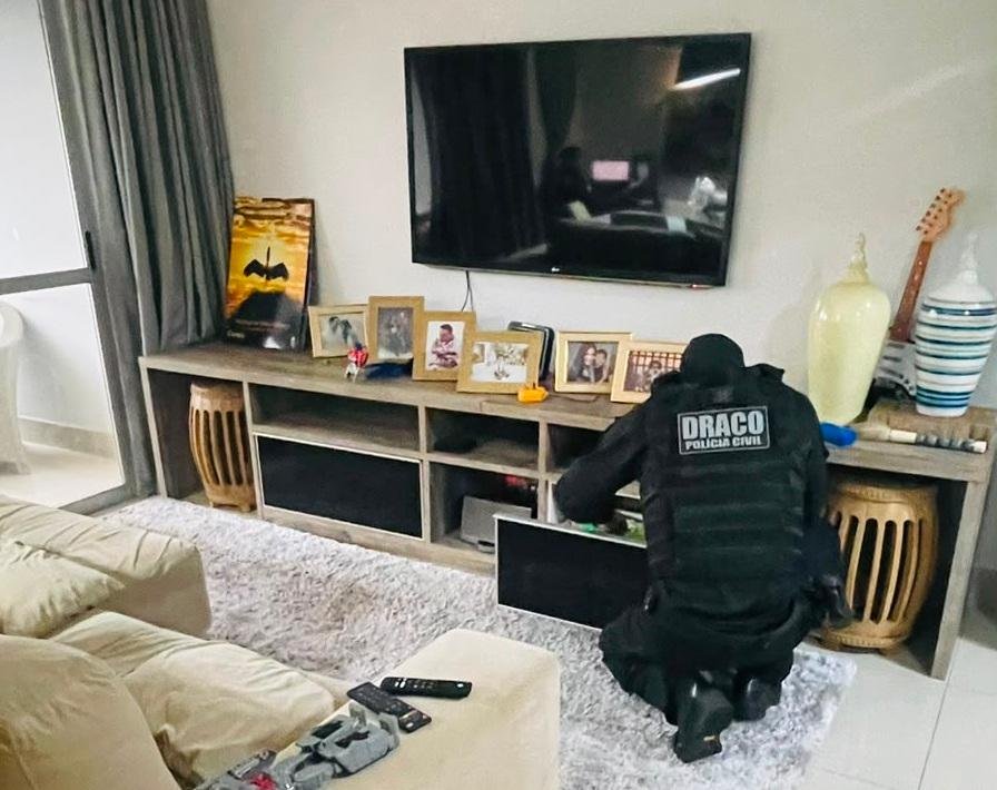 Polícia civil realiza operação contra esquema de anulação de sentenças em MT