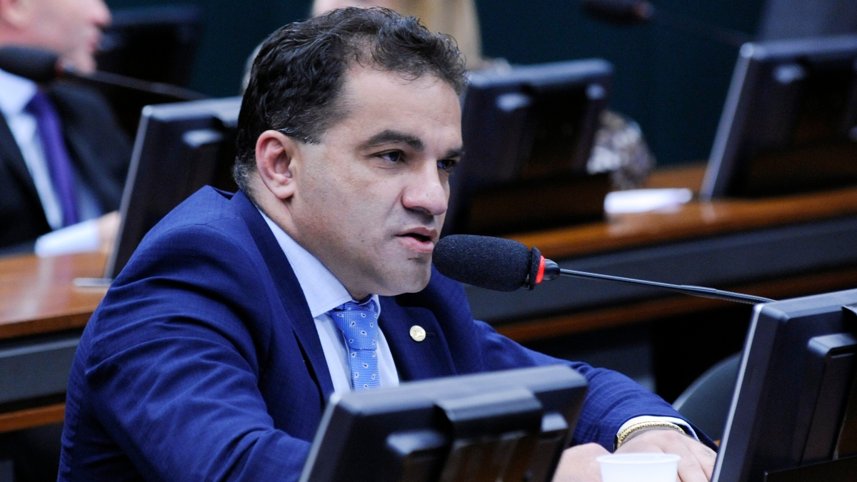 Deputado do PL é alvo da PF por desvio de emendas no Maranhão