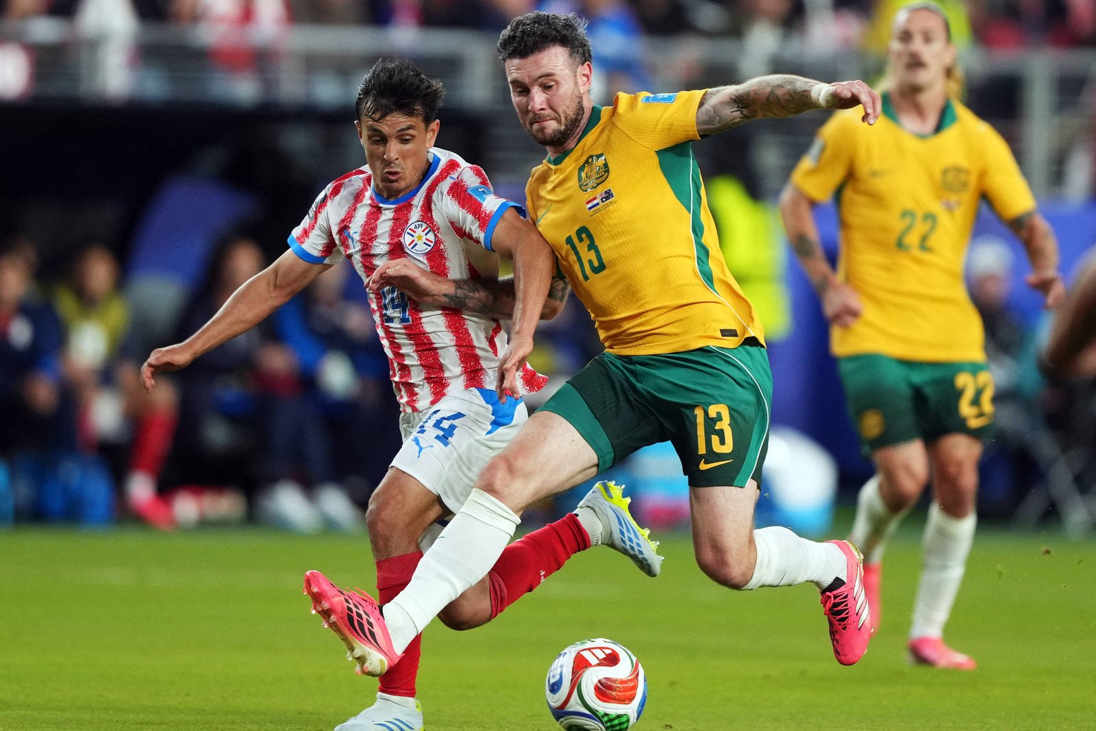 Paraguai empata com Austrália e avança na Copa como um dos melhores terceiros colocados
