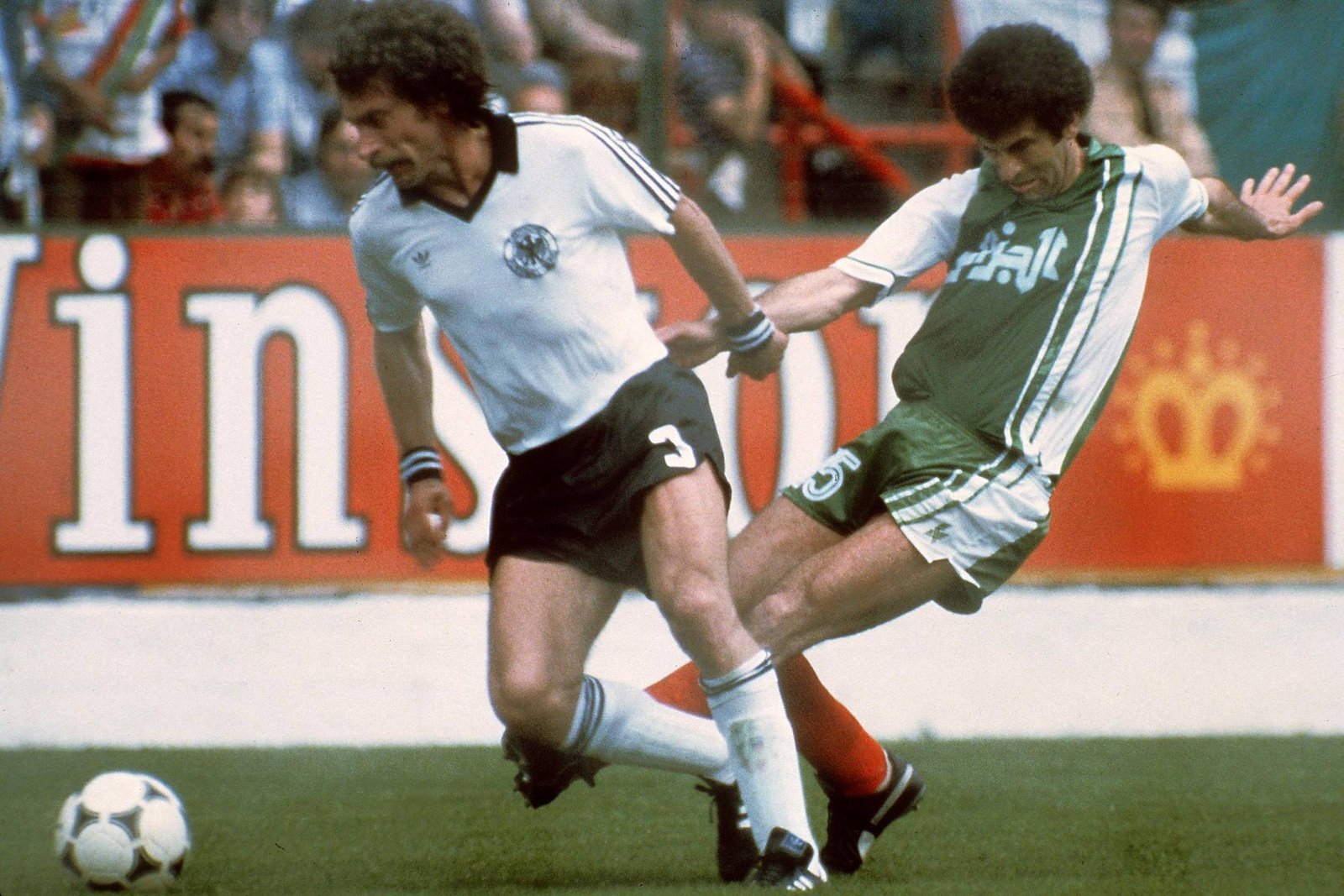Áustria e Argélia se reencontram em Copa do Mundo após 44 anos do Jogo da Vergonha